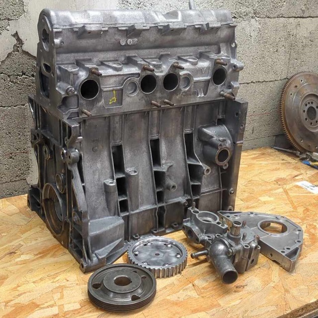 moteur 205GTi PTS